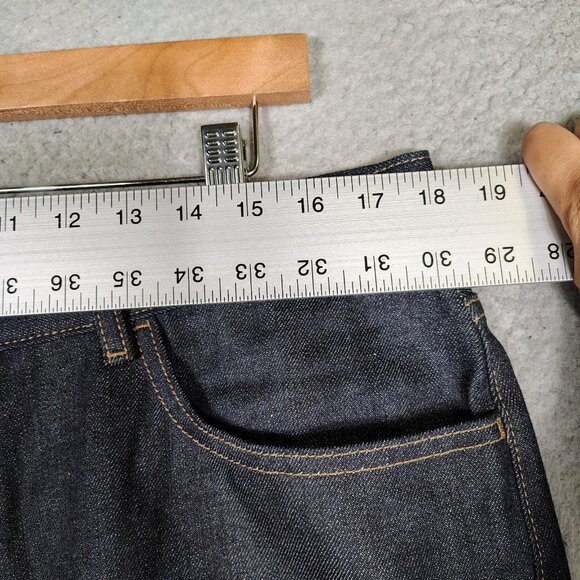 Uniqlo U Jeans Mens 36 Blue Denim Dark Wash Straight Leg High-Rise Casual - Picture 7 of 10